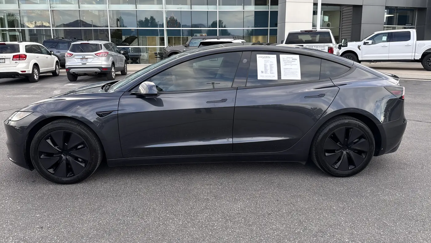2024 Tesla Model 3 Long Range
