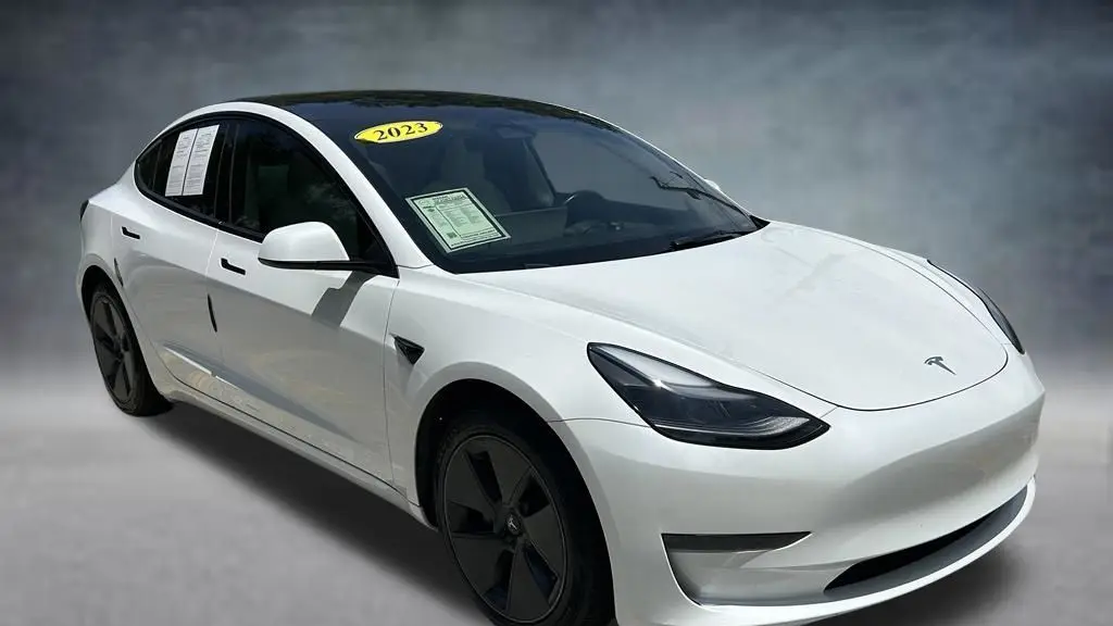 2023 Tesla Model 3 Base