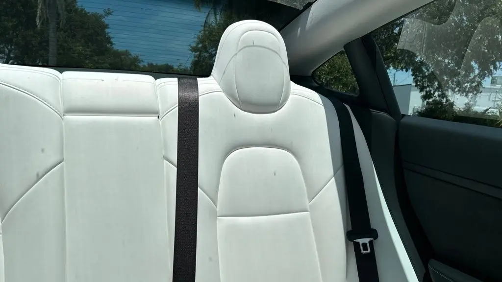 2023 Tesla Model 3 Base