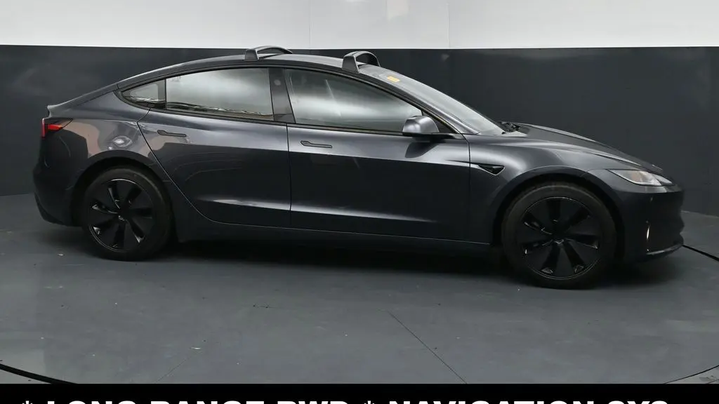 2025 Tesla Model 3 Long Range
