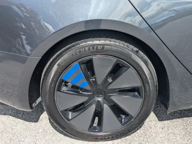 2026 Tesla Model 3 - $41,288