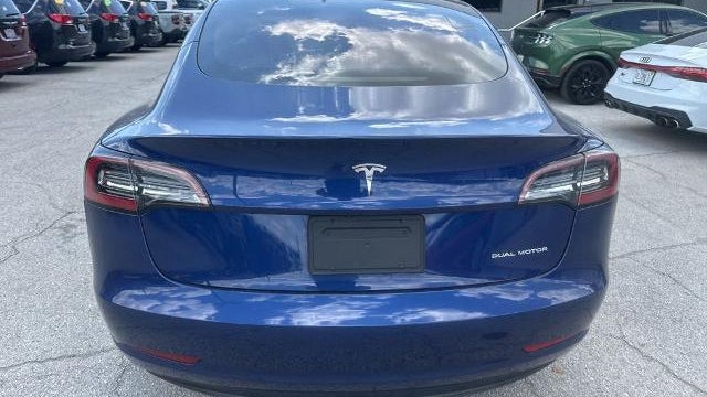 2022 Tesla Model 3 Long Range