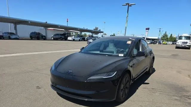2024 Tesla Model 3 Long Range