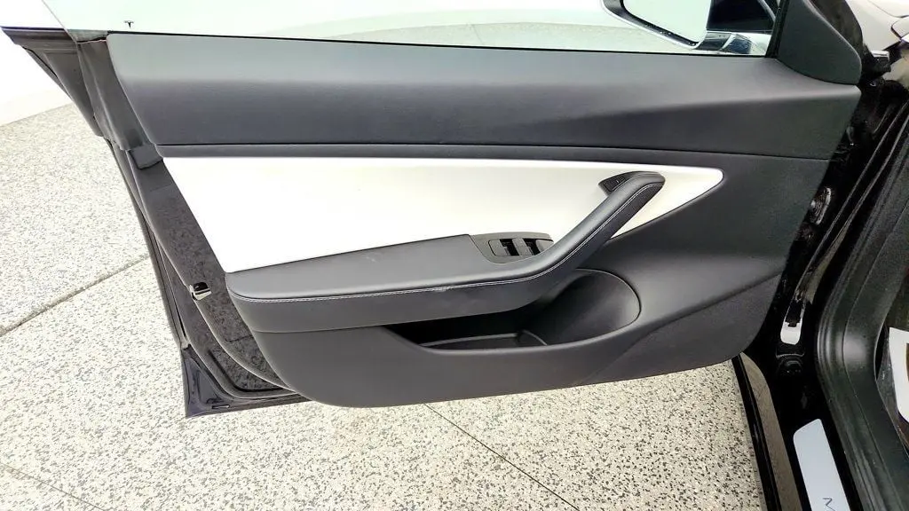2018 Tesla Model 3 Performance