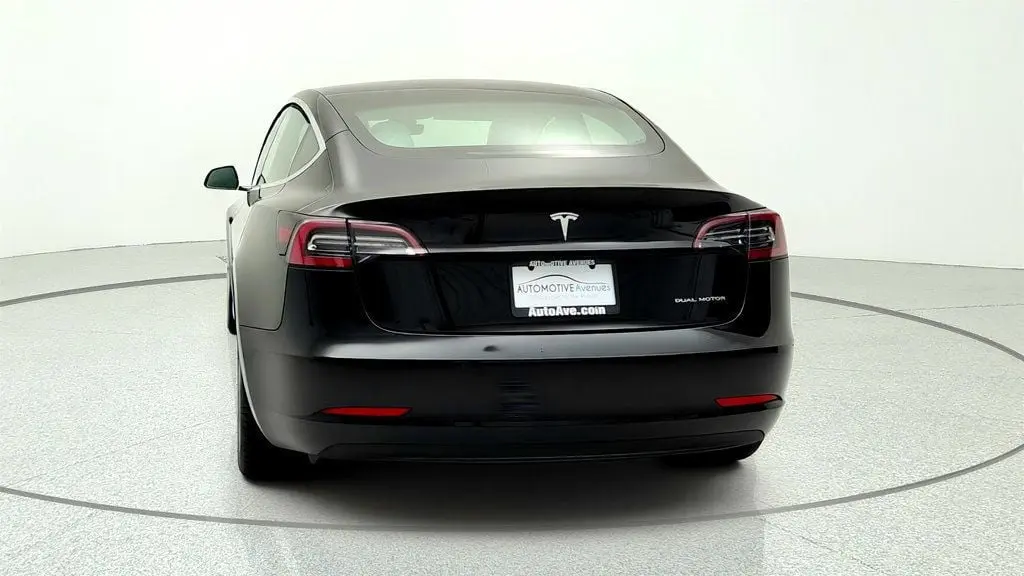 2018 Tesla Model 3 Performance