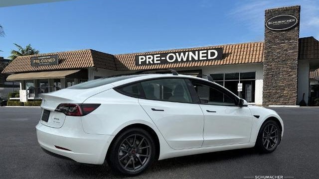 2021 Tesla Model 3 Long Range