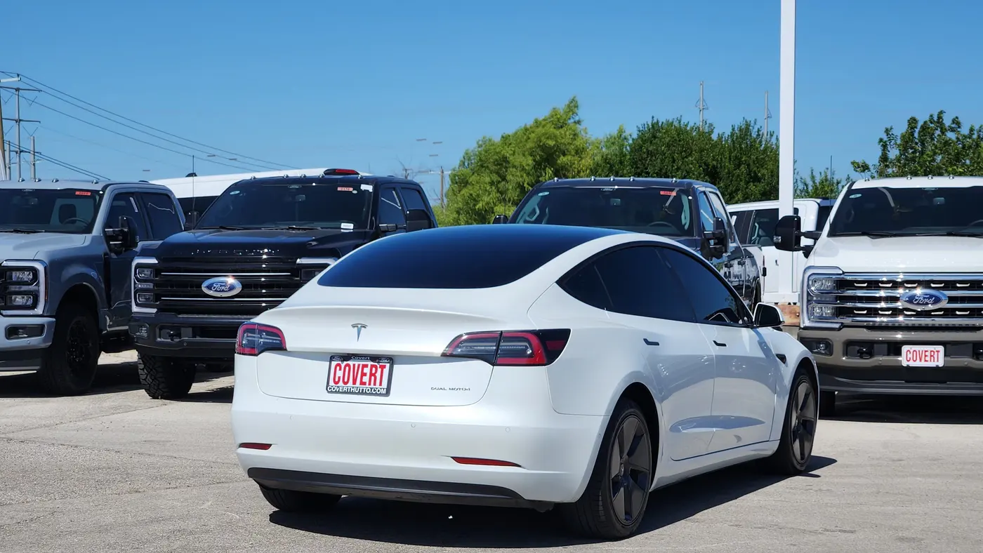 2022 Tesla Model 3 Long Range