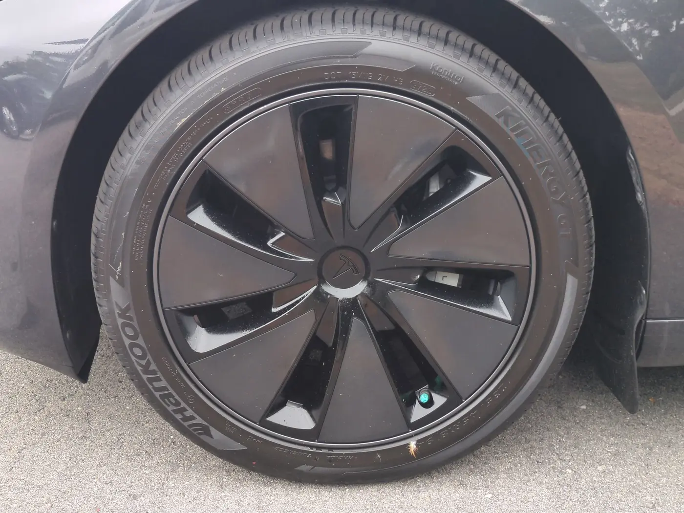 2025 Tesla Model 3 - $34,995