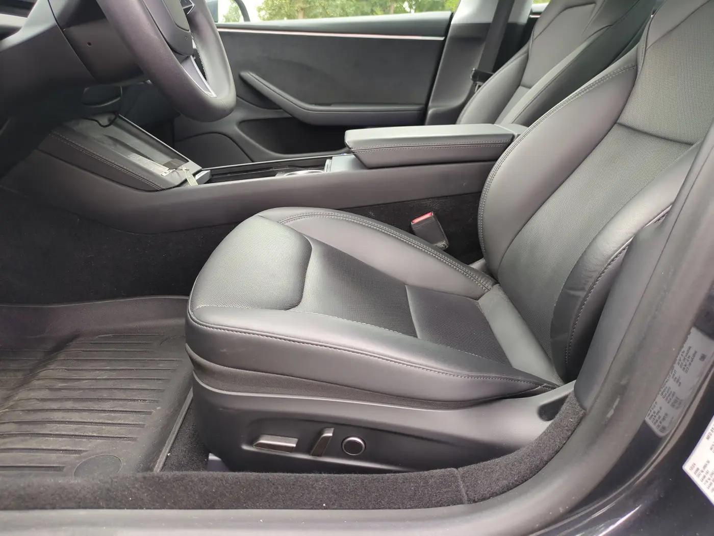 2025 Tesla Model 3 - $34,995