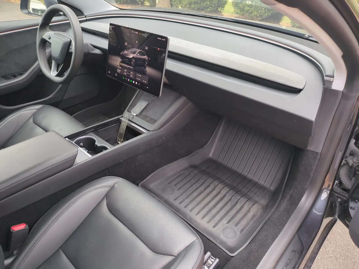 2025 Tesla Model 3 - $34,995