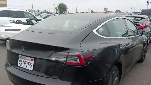 2018 Tesla Model 3 Performance