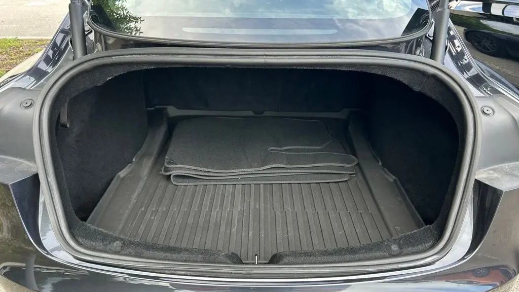 2024 Tesla Model 3 Long Range