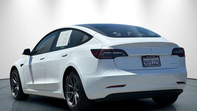 2021 Tesla Model 3 Long Range
