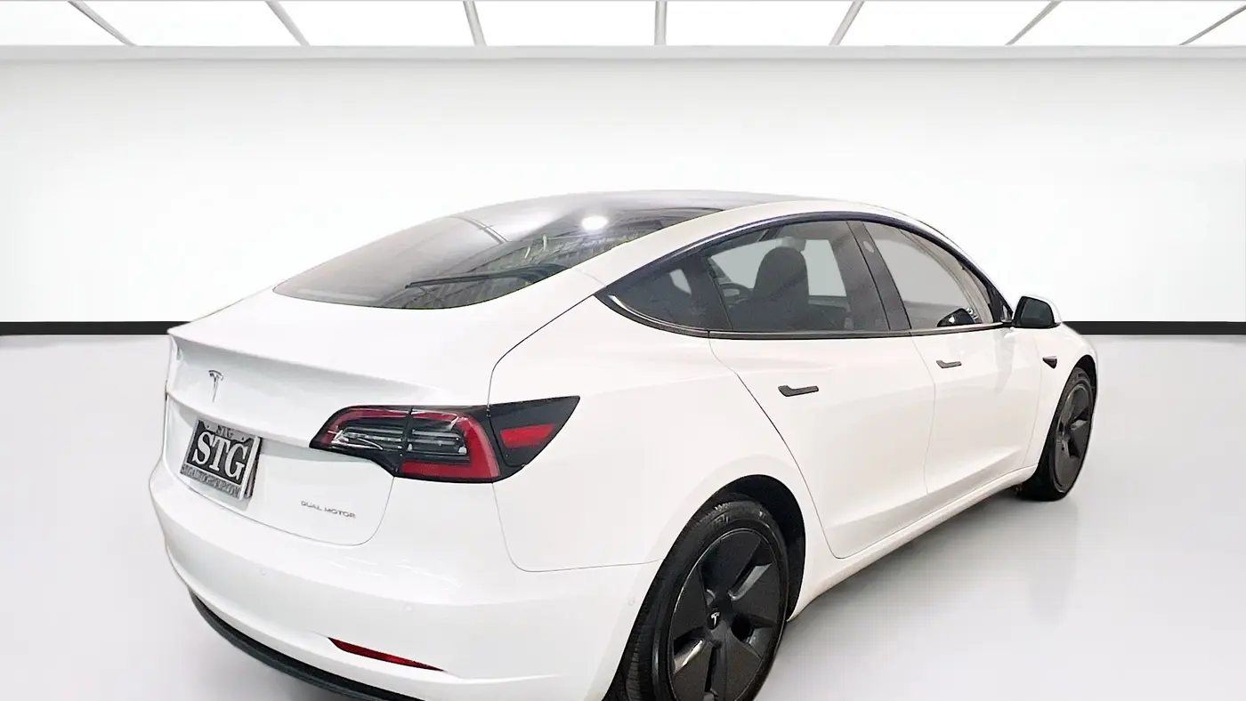 2022 Tesla Model 3 Long Range