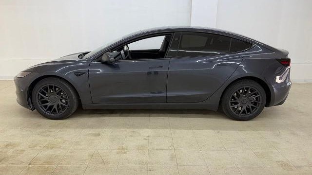 2024 Tesla Model 3 Long Range