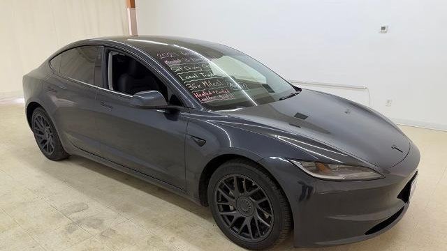 2024 Tesla Model 3 Long Range
