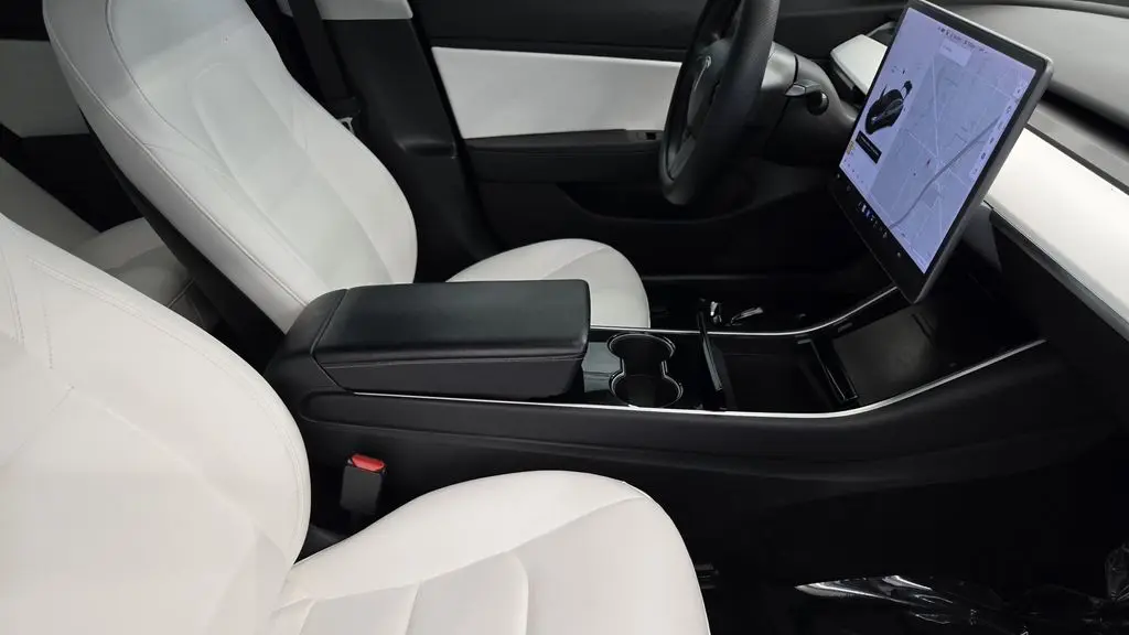 2019 Tesla Model 3 Performance