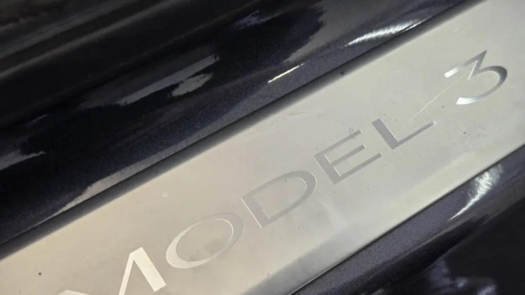 2019 Tesla Model 3 Performance