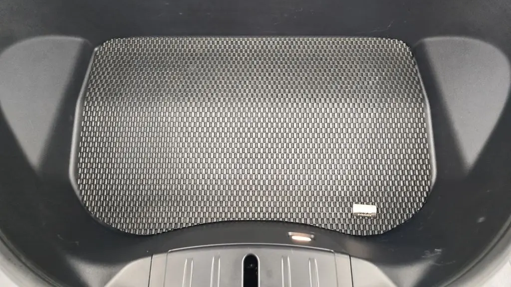 2019 Tesla Model 3 Performance
