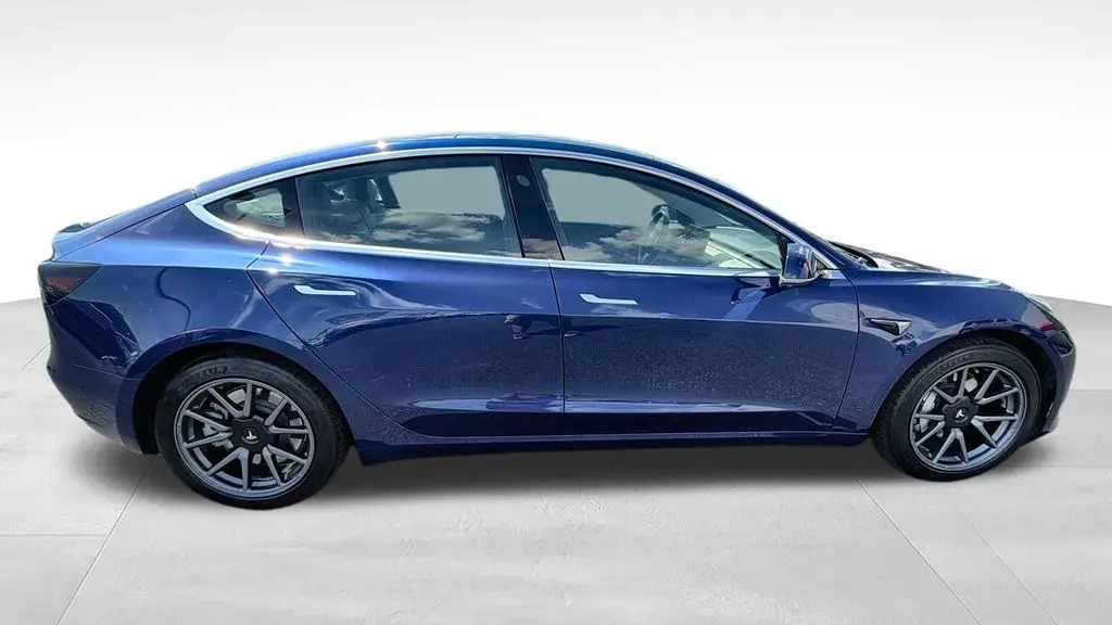 2019 Tesla Model 3 Long Range