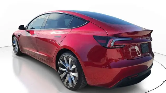2025 Tesla Model 3 Long Range