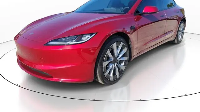 2025 Tesla Model 3 Long Range