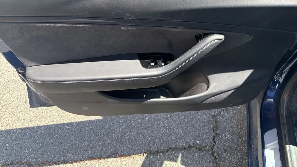 2018 Tesla Model 3 Performance