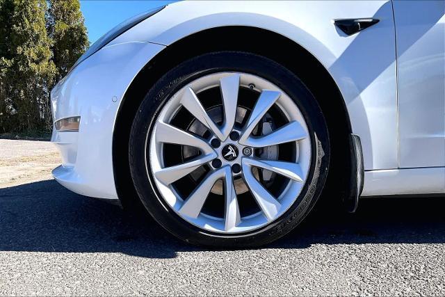 2020 Tesla Model 3 - $25,624