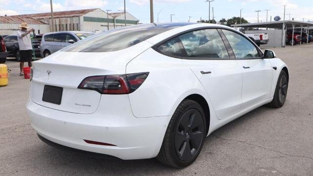 2022 Tesla Model 3 Long Range