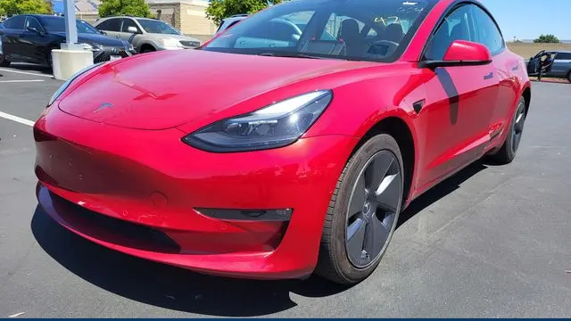2022 Tesla Model 3 Long Range