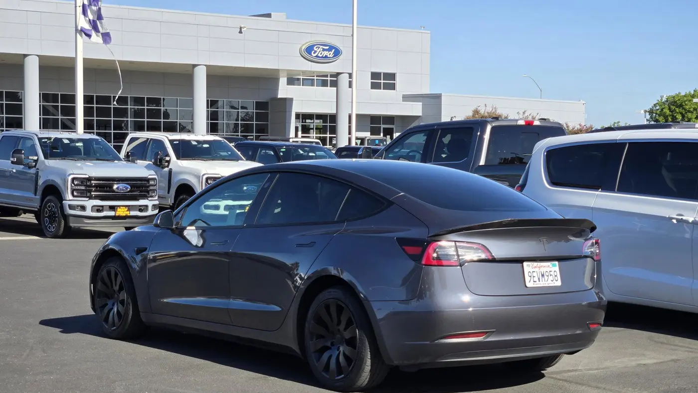 2023 Tesla Model 3 Long Range