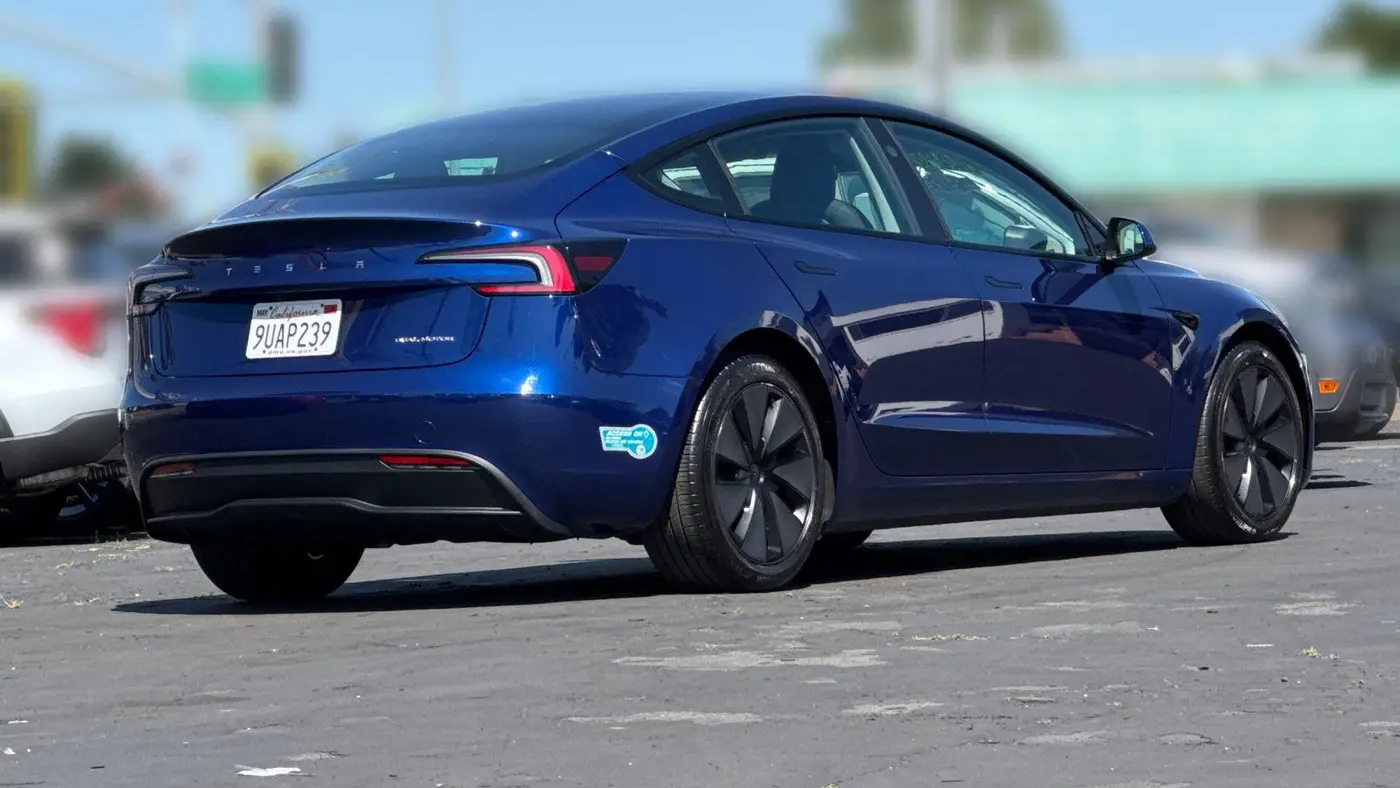 2025 Tesla Model 3 Long Range