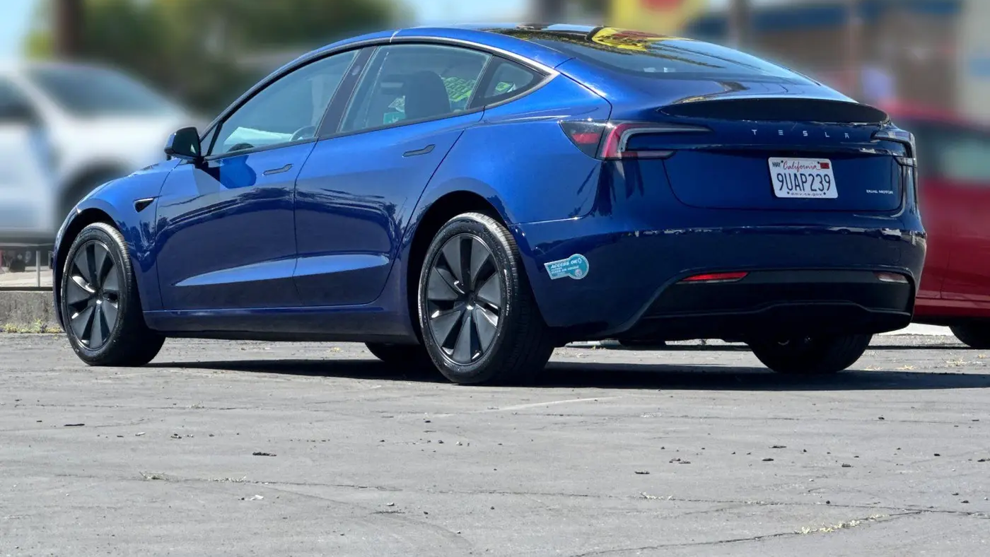 2025 Tesla Model 3 Long Range