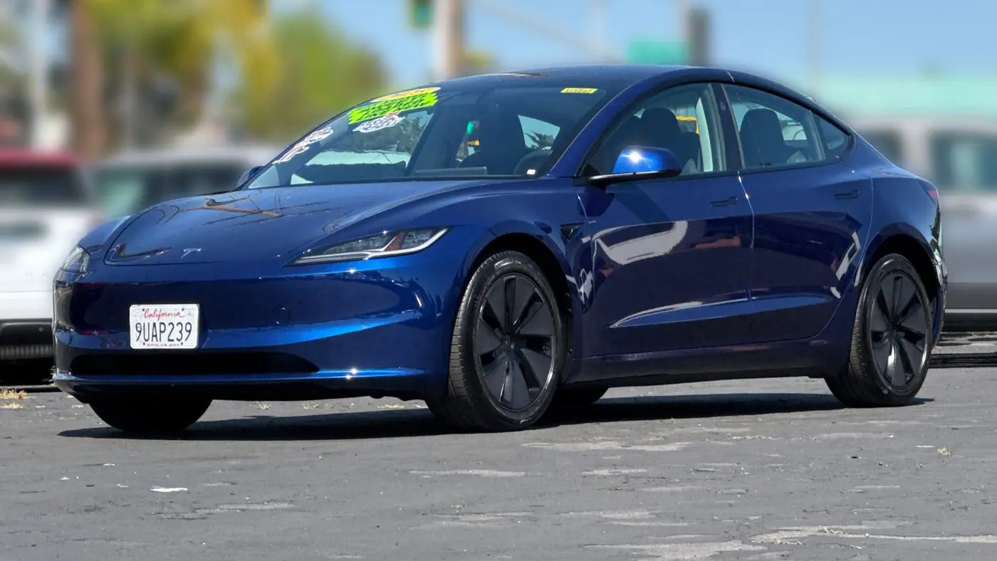 2025 Tesla Model 3 Long Range