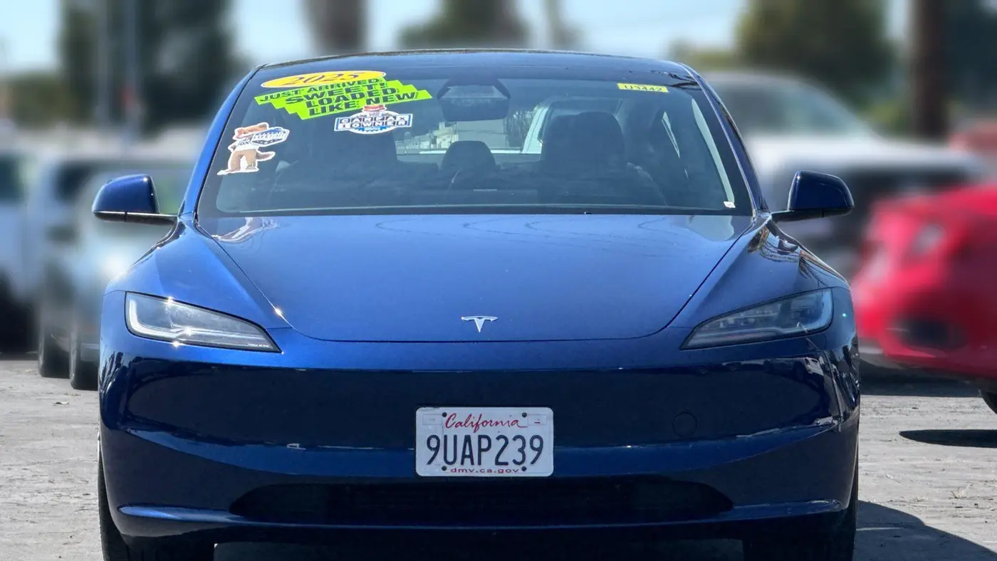 2025 Tesla Model 3 Long Range