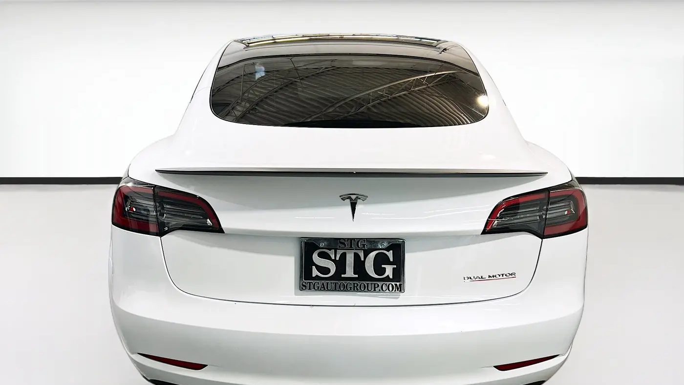 2023 Tesla Model 3 Performance