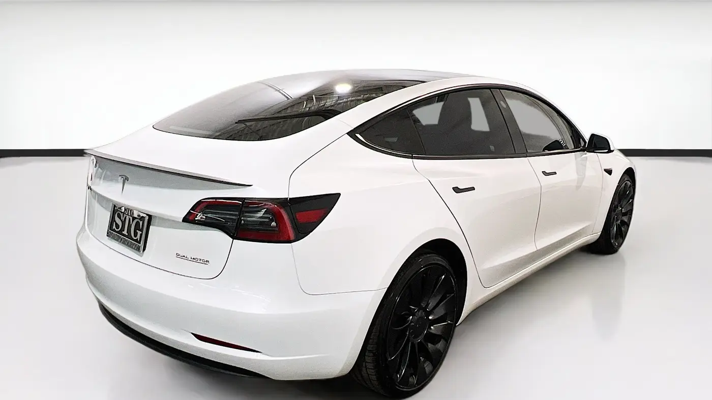 2023 Tesla Model 3 Performance