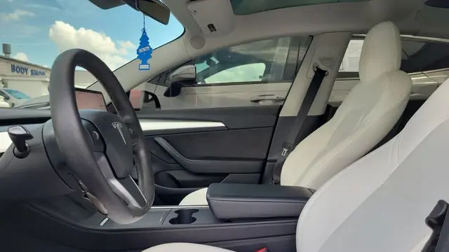 2022 Tesla Model 3 Performance
