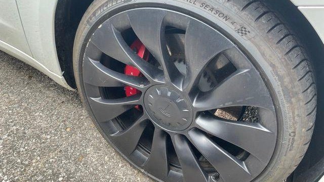 2023 Tesla Model 3 Performance