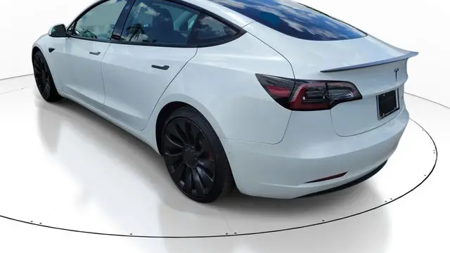 2022 Tesla Model 3 Performance