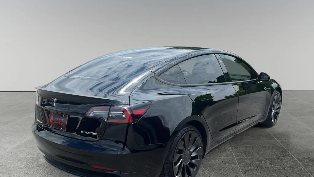 2023 Tesla Model 3 Performance