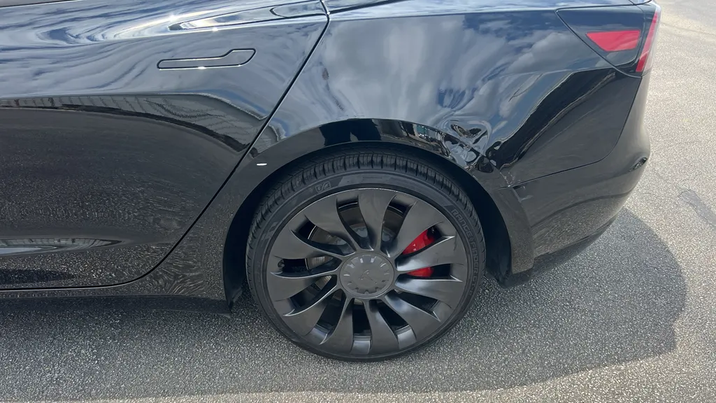 2023 Tesla Model 3 Performance