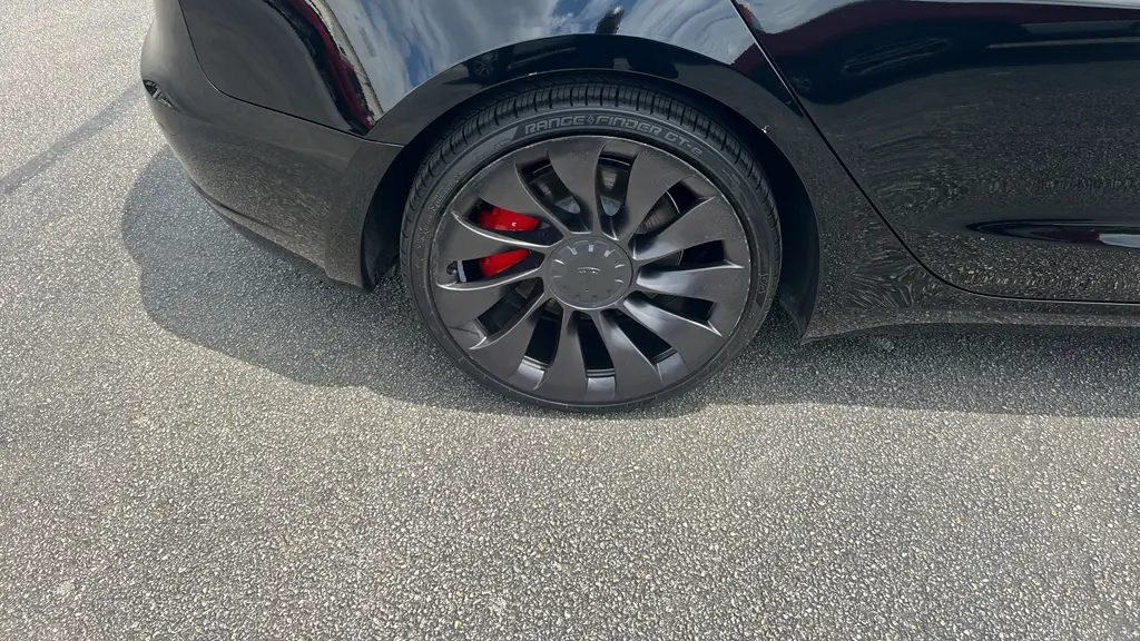 2023 Tesla Model 3 Performance