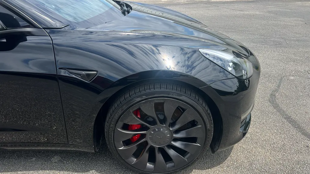 2023 Tesla Model 3 Performance