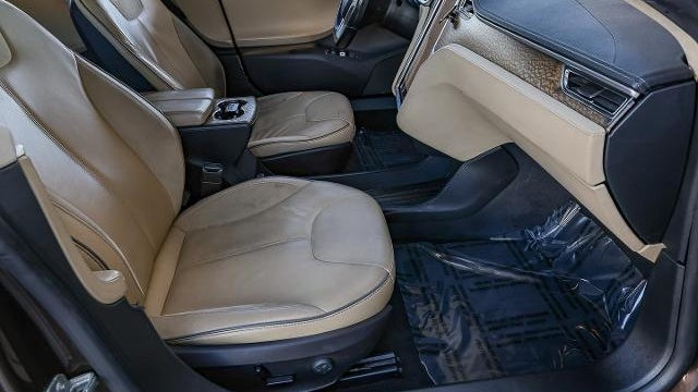 2012 Tesla Model S Performance