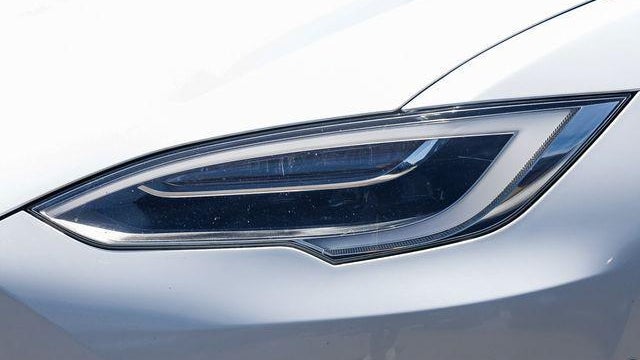 2017 Tesla Model S 90D