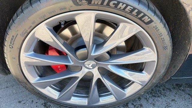 2021 Tesla Model S Performance