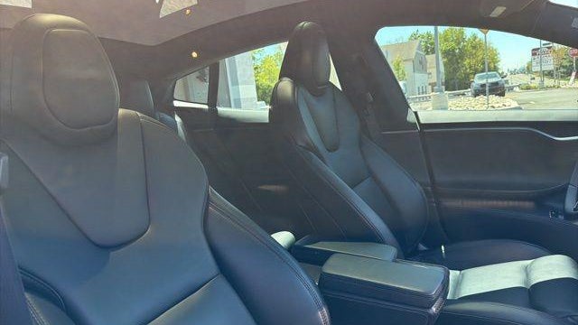 2021 Tesla Model S Performance