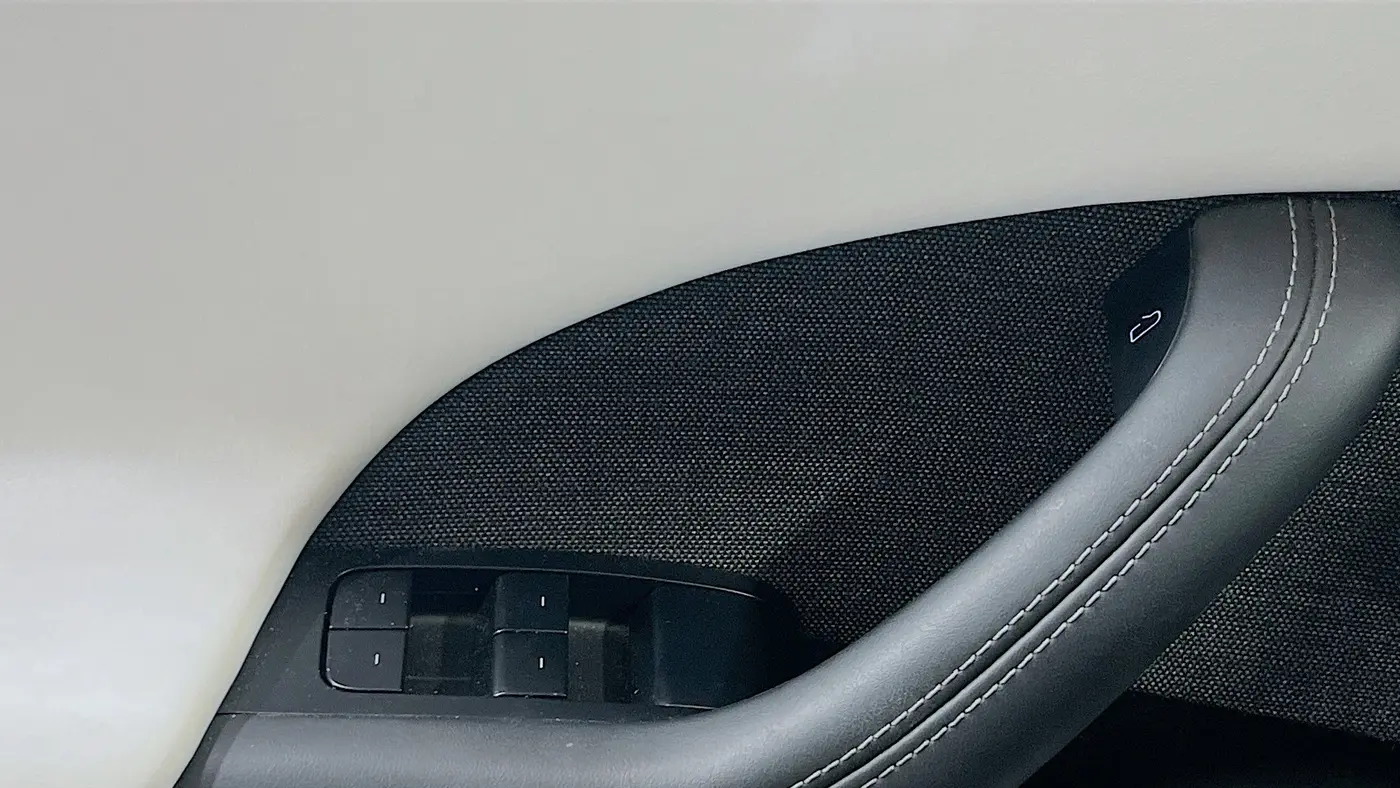 2023 Tesla Model S Base