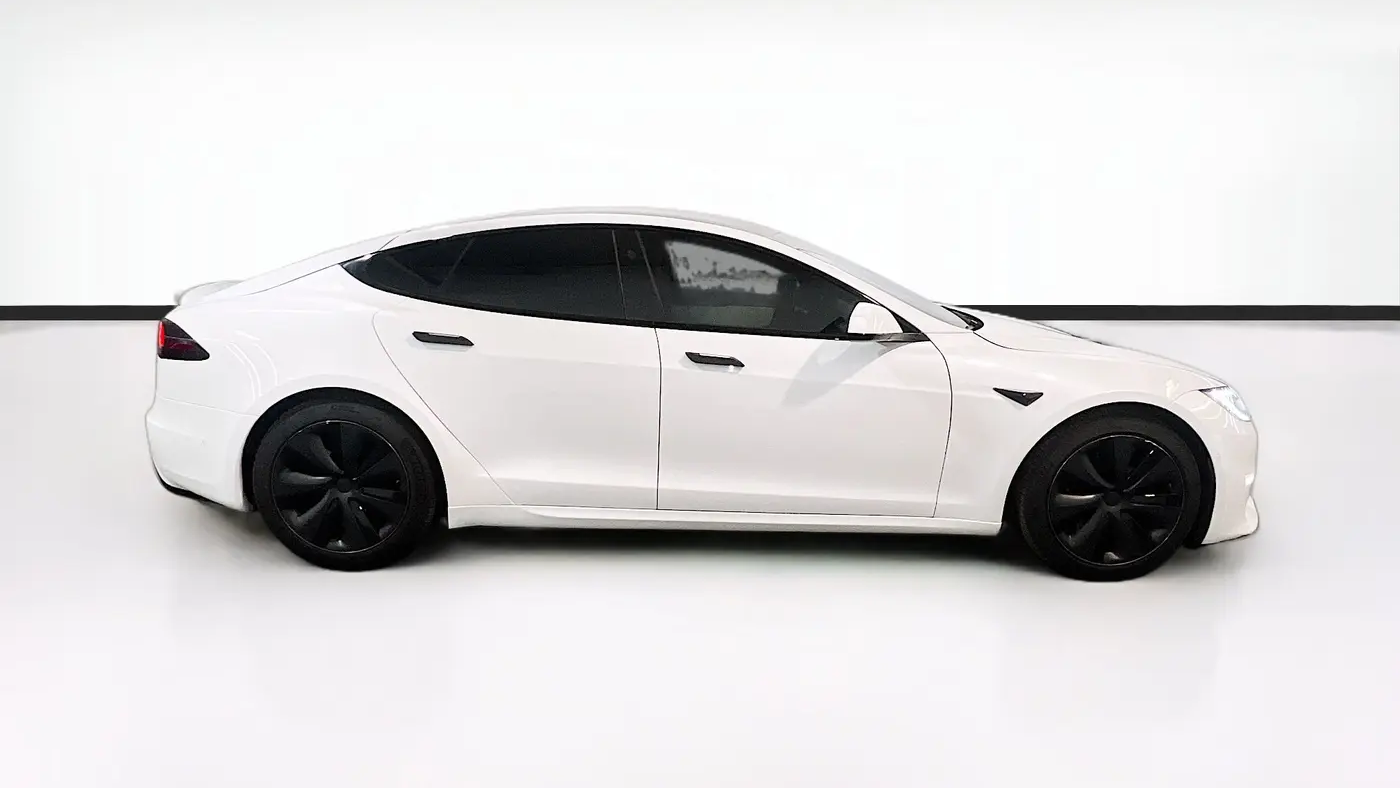 2023 Tesla Model S Base